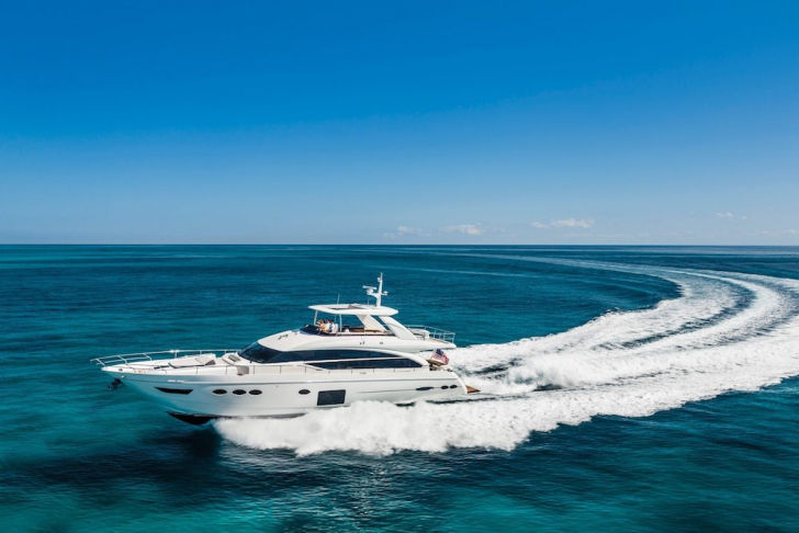 luxury motor yacht, mega yacht, super yacht, yacht charter