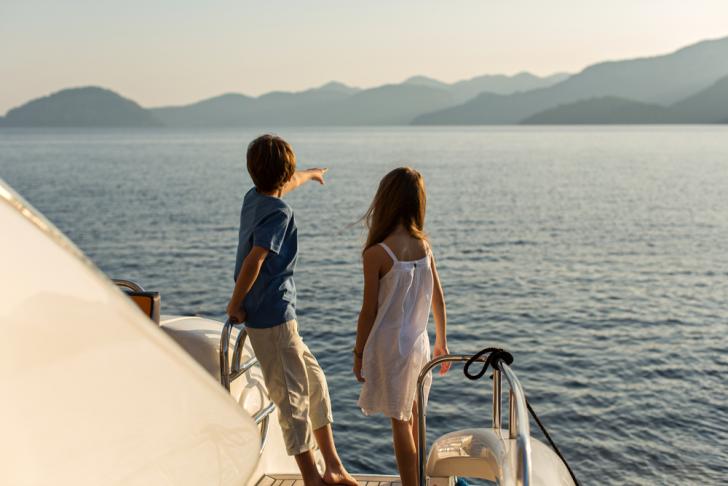 yacht charter, motor yacht, luxury yacht