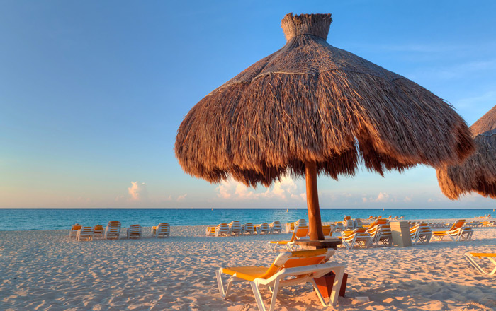 Charter a yacht in Mexico