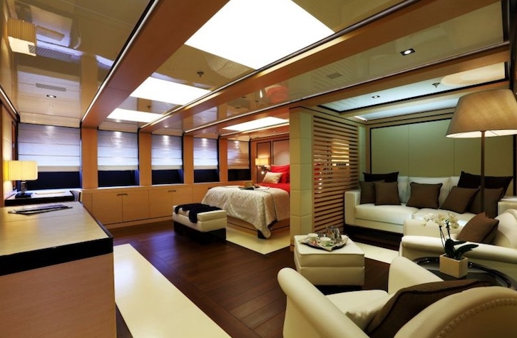 2 LADIES Rossinavi 152 Luxury Superyacht Master Cabin Seating