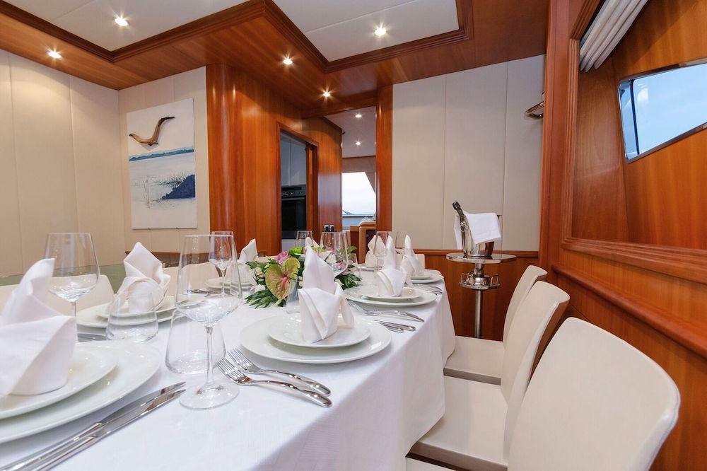ALFEA - Dining Details