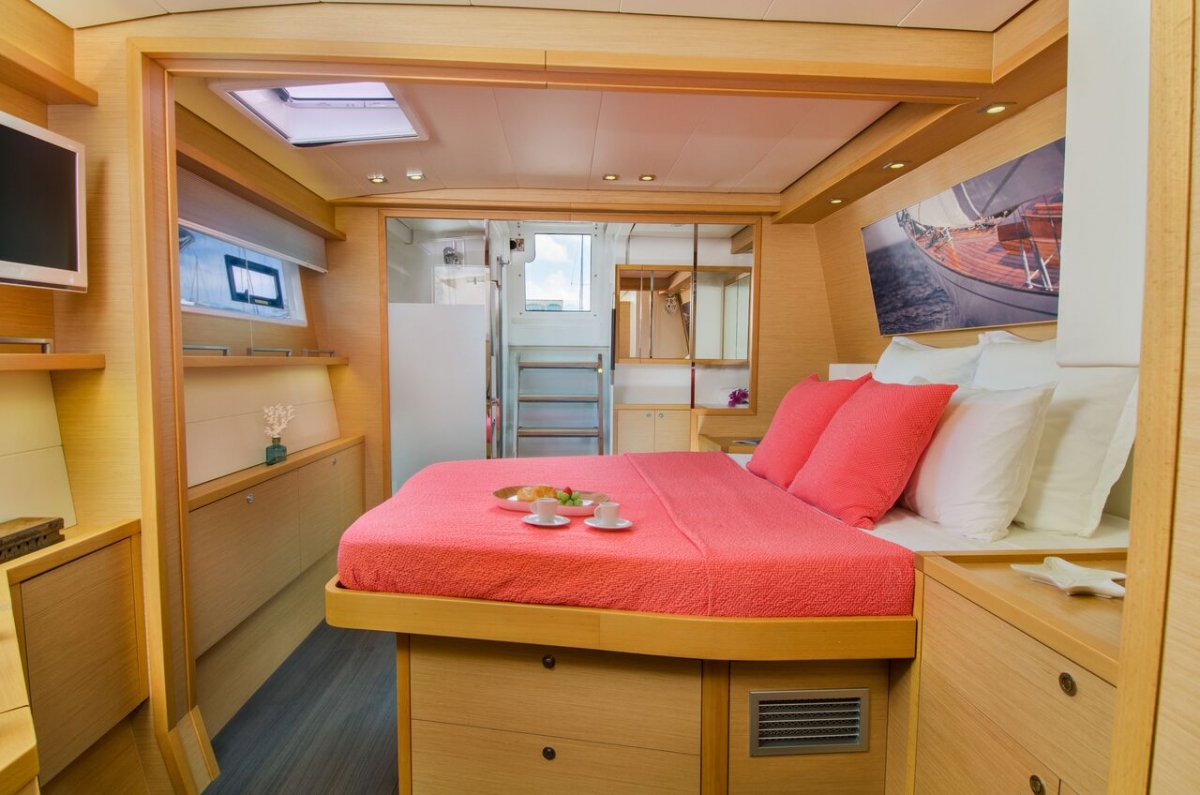 Altesse Lagoon 620 BVI Cabins