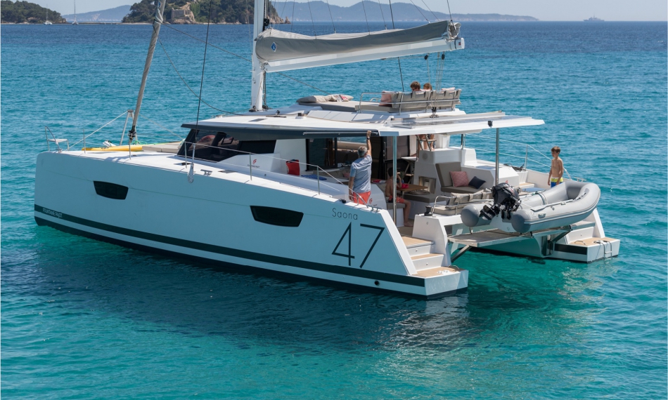 crewed catamaran charter belize crewed sailing catamaran tranquilo fountaine pajot soana crewed catamaran charter belize crewed sailing catamaran tranquilo fountaine pajot soana