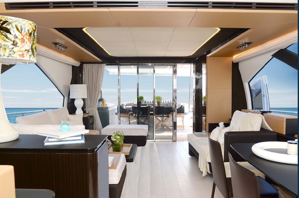 MAKANI Azimut 77S Open Saloon