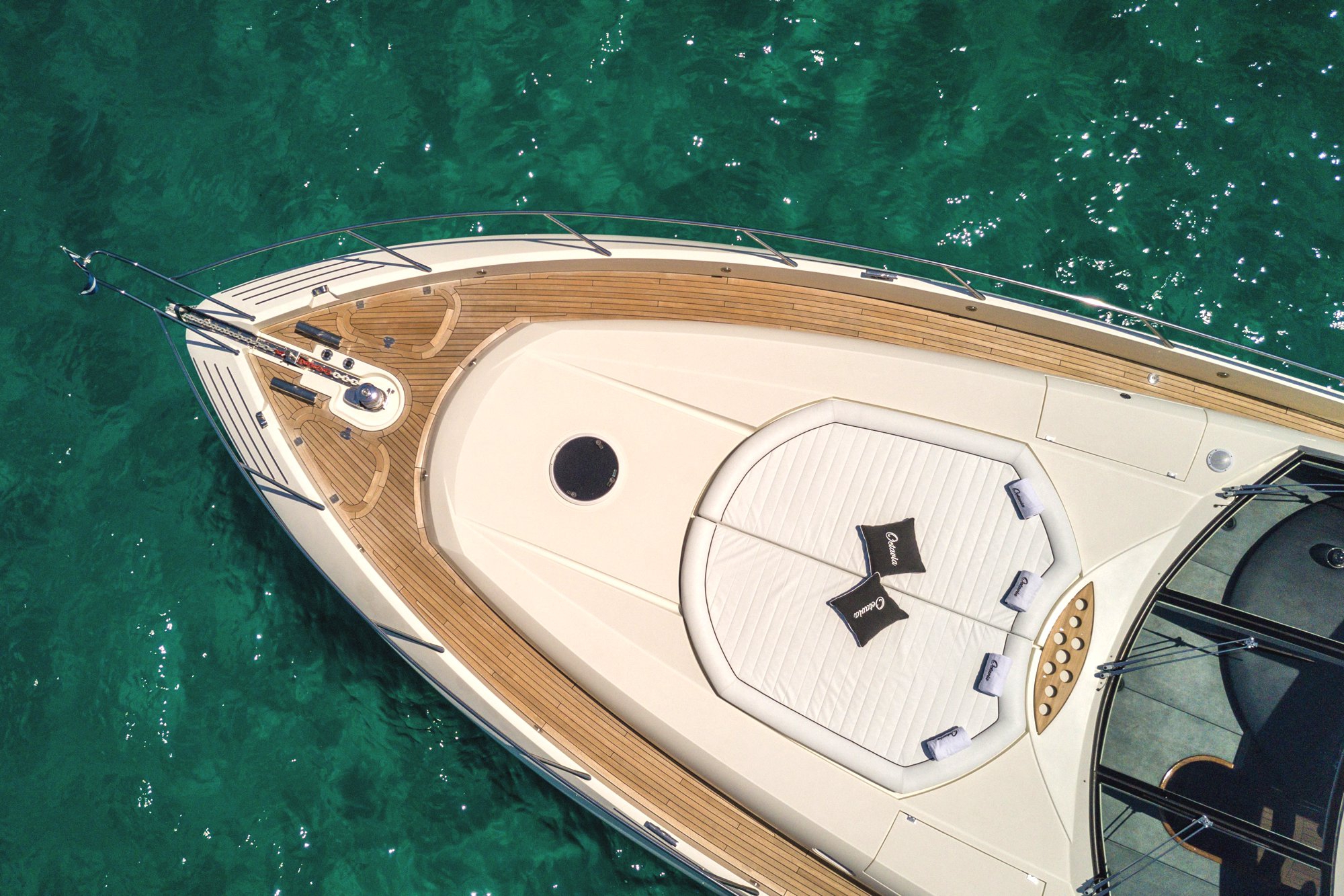 OCTAVIA Sunseeker Predator 83 Luxury Motoryacht Bow