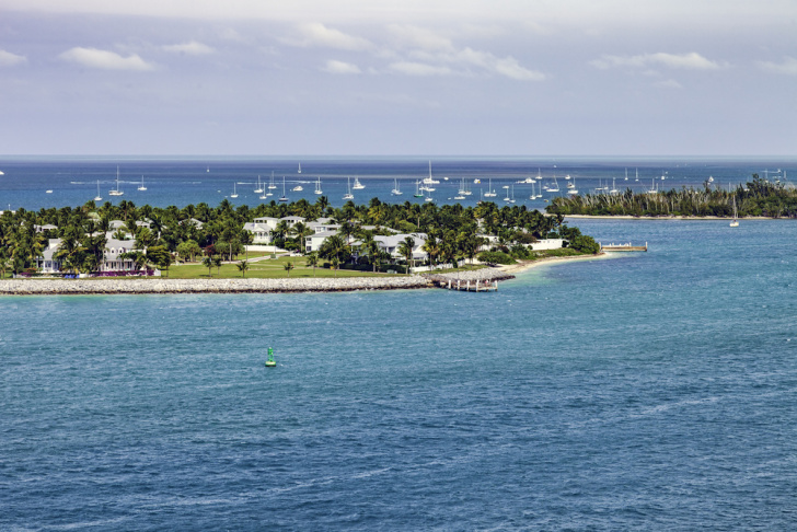 Miami Bareboat Sailing Yachts