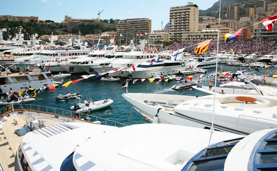 Be in the heart of the action at Monaco Grand Prix on board a luxury yacht.