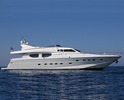 DILIAS has a fantastic flybridge, which provides the ultimate spot for enjoying the Grecian sunshine.