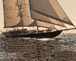 REGINA is a gorgeous gullet, classically styled with two majestic masts and ample space for 12 passengers.