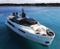 Super-modern M OCEAN cruising turquoise waters