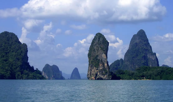 Get Away with Your Family to Phuket