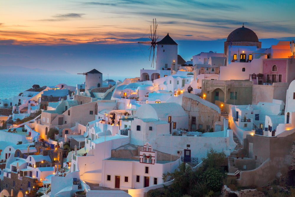 Explore the islands of the Cyclades, such as Santorini, on your Greece yacht charter.