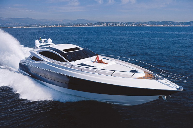 Explore the French Riviera on a yacht for the day!