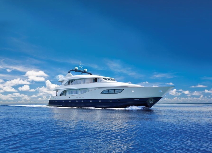 HL33 has 9 cabins so there is plenty of room for your friends and family holiday in the Maldives.