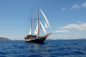 Alexander Achilles Yacht Charter