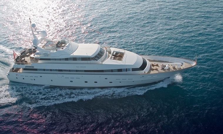 Charter Yacht SEA DREAM | Siar Moschini 43m | 5 Cabins | Monaco | Cannes | Portofino | Naples | Porto Cervo