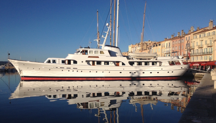 Charter Yacht SECRET LIFE | Feadship 148  | 6 Cabins | Monaco | Cannes | St Tropez