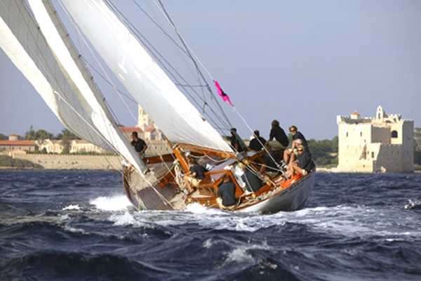 The Blue Peter Classic Charter Yacht